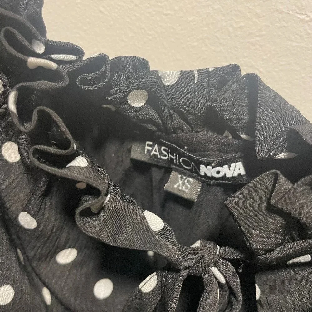 Fashion Nova Flow And Tie Off Shoulder Romper - Black/White Size XS